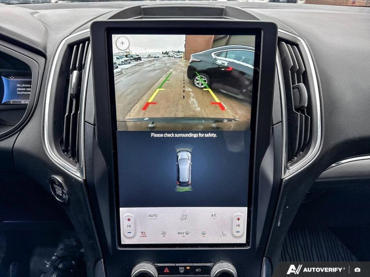 2022 Ford Edge Titanium   MOONROOF   NAV   LEATHER MOONROOF   NAV Photo