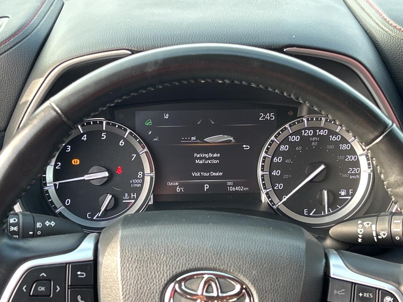 2022 Toyota Highlander XSE, RARE COLOR COMBO *BELLEVILLE 613-961-8848* Photo