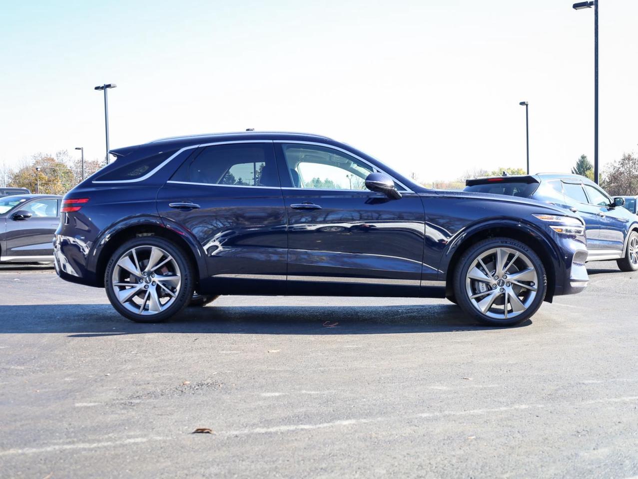 2025 Genesis GV70  Photo2