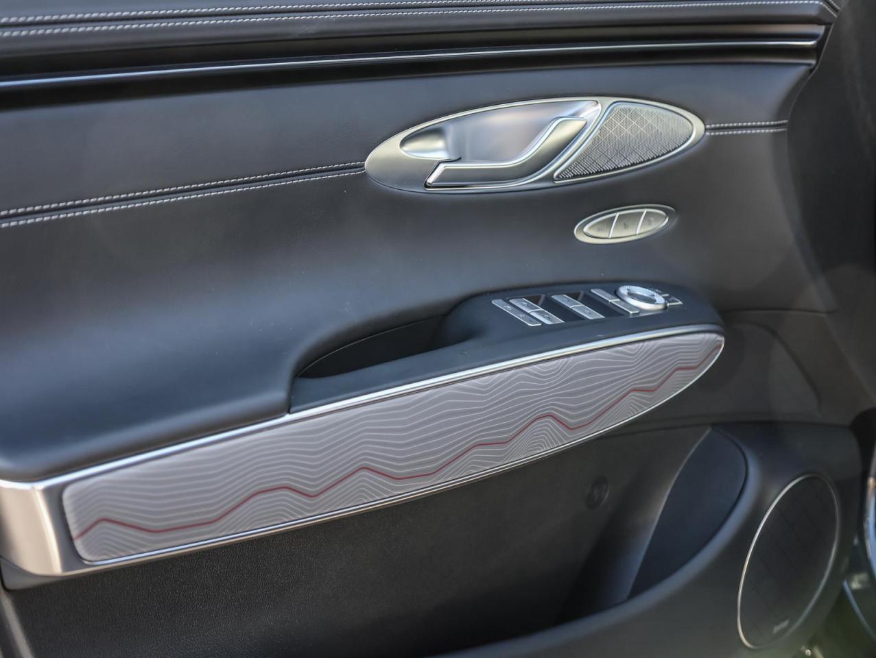 2025 Genesis GV70  Photo