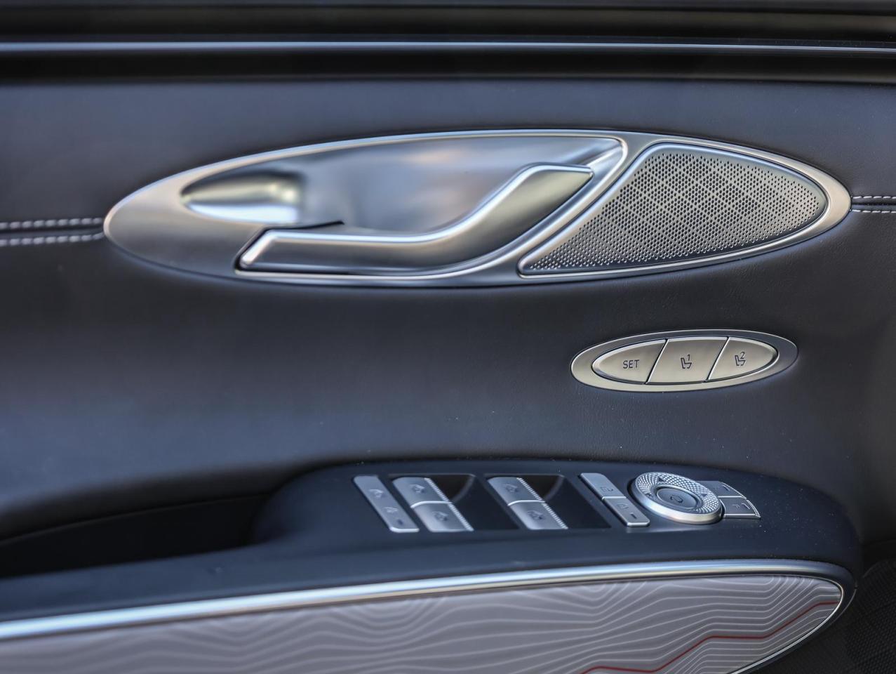 2025 Genesis GV70  Photo