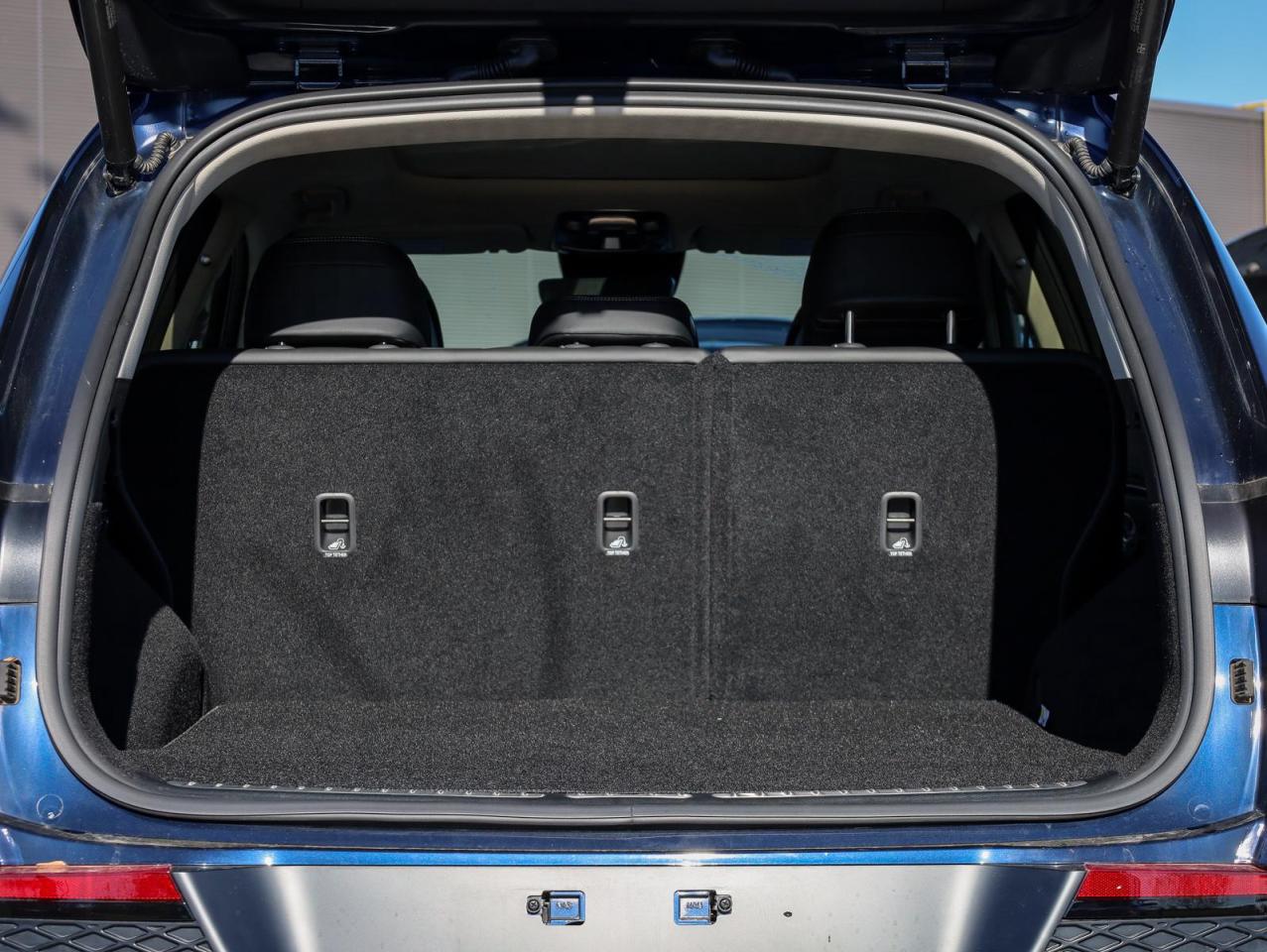 2025 Genesis GV70  Photo