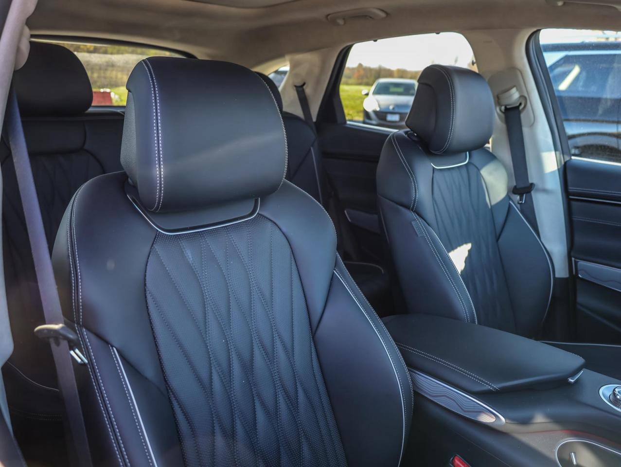 2025 Genesis GV70  Photo