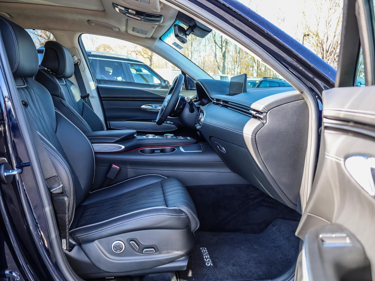 2025 Genesis GV70  Photo