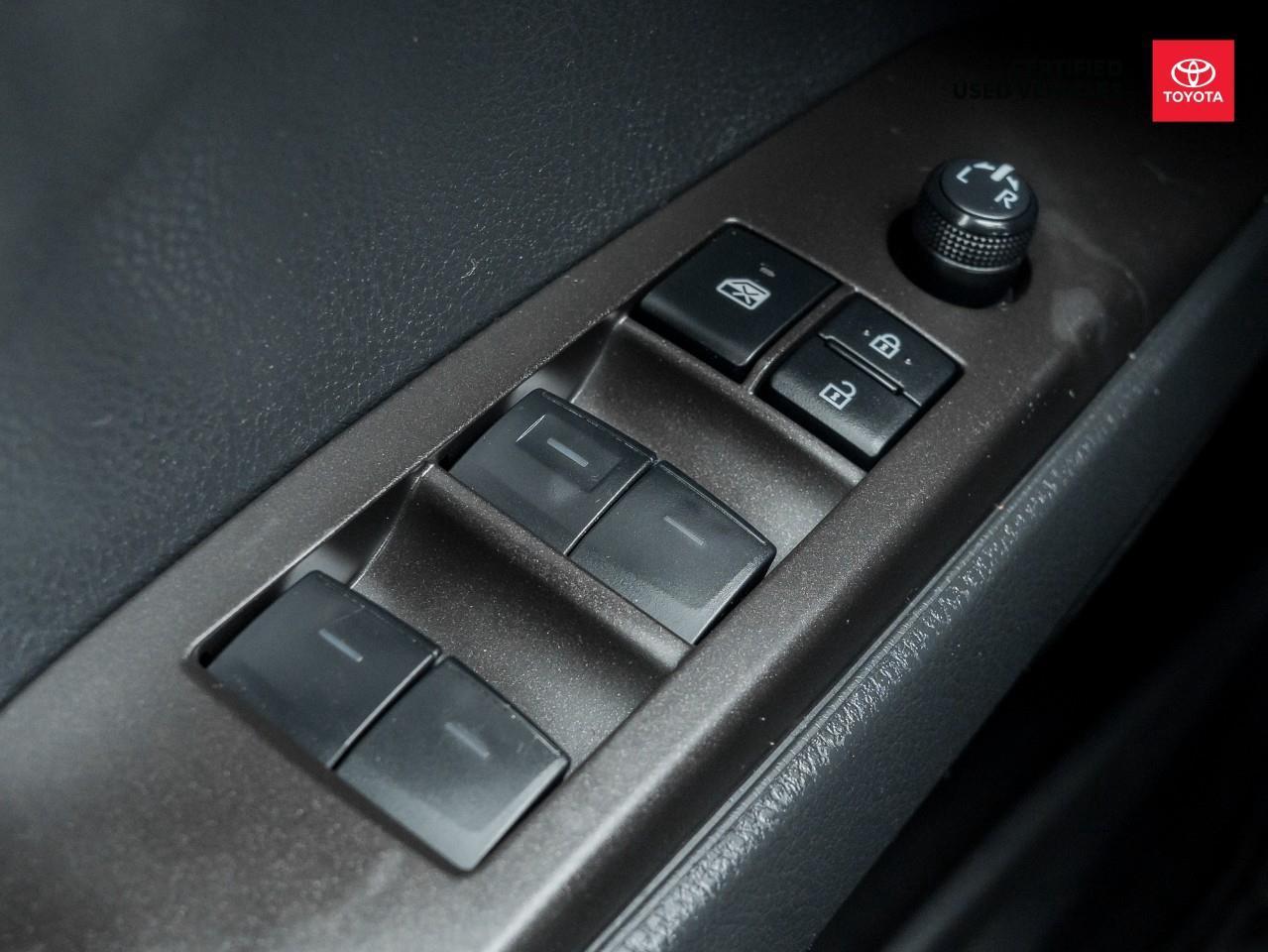 2022 Toyota Camry SE 4dr All-Wheel Drive Sedan Photo