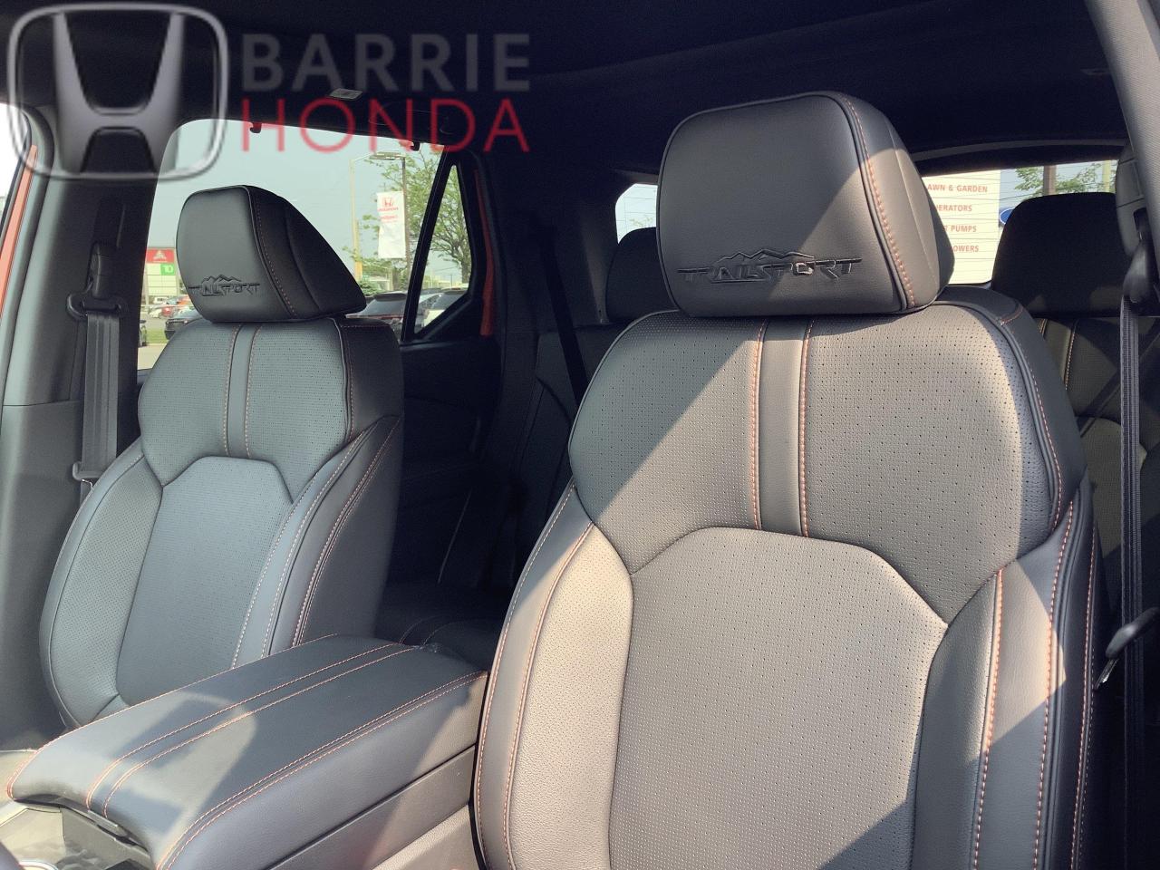 2026 Honda Passport TrailSport Touring Blackout 4dr All-Wheel Drive Photo4