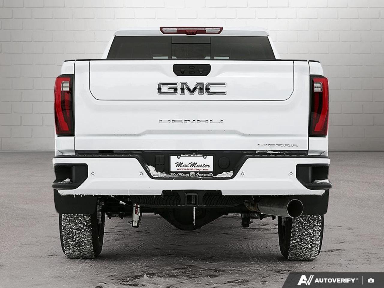 2026 GMC SIERRA 2500HD Crew Cab Standard Box 4-Wheel Drive Denali Ultimate Photo