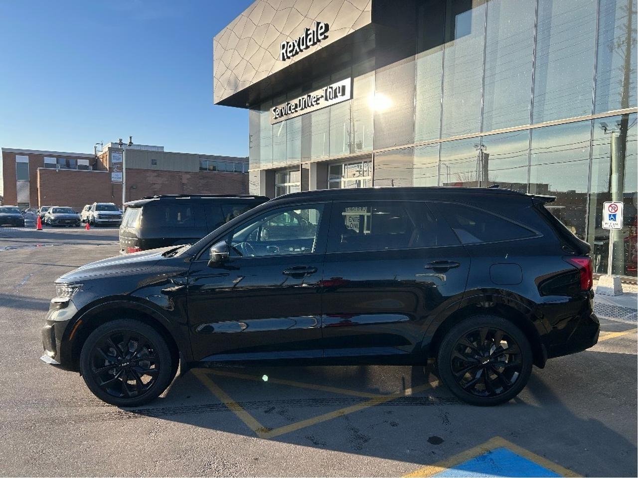 2022 Kia Sorento SX AWD w-Burgundy Leather   CLEAN CAR FAX Photo