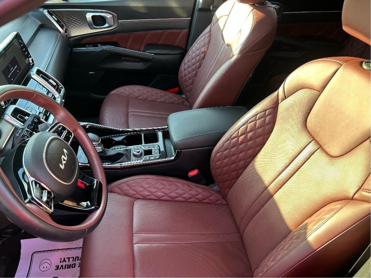 2022 Kia Sorento SX AWD w-Burgundy Leather   CLEAN CAR FAX Photo