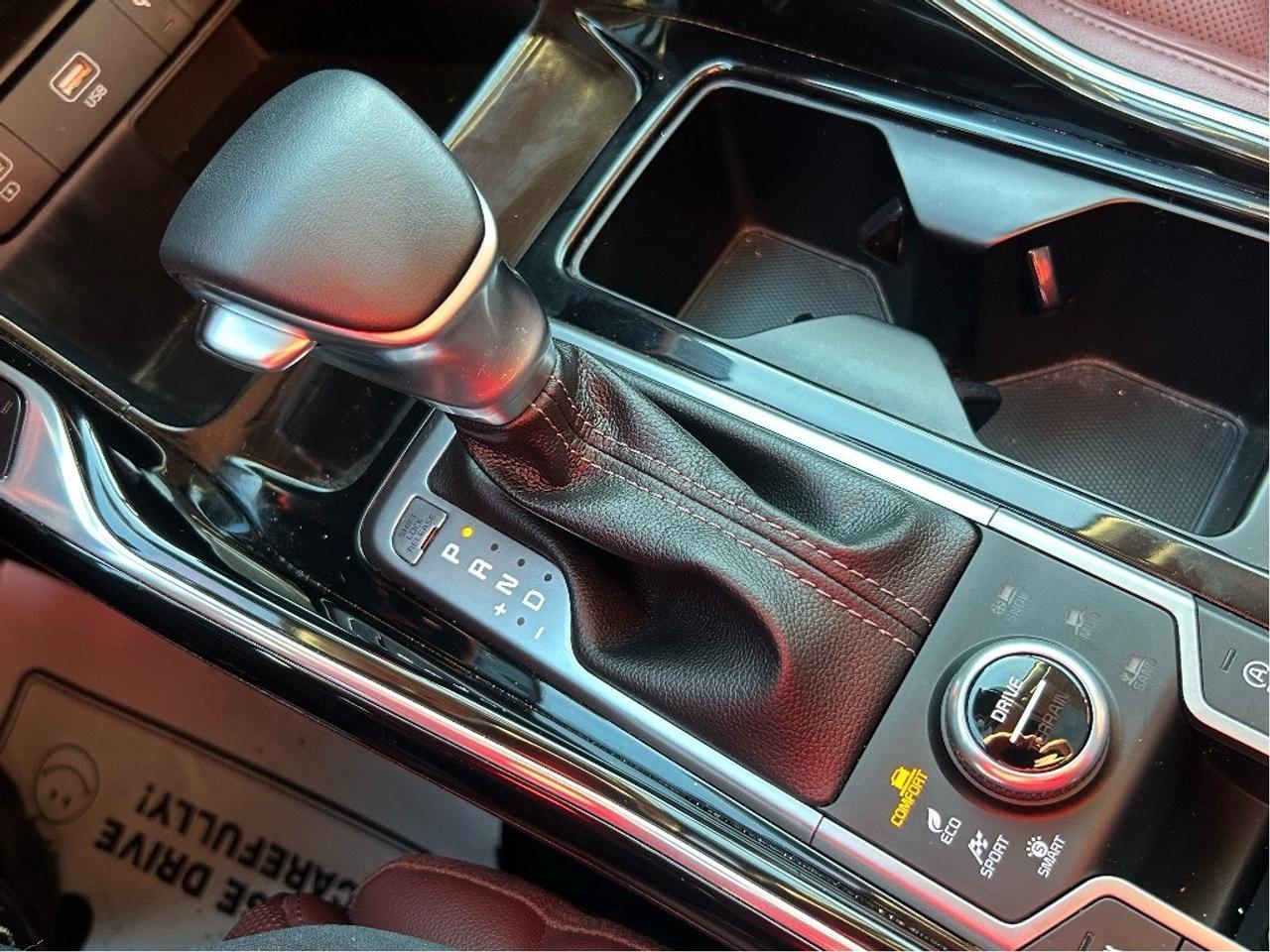 2022 Kia Sorento SX AWD w-Burgundy Leather   CLEAN CAR FAX Photo