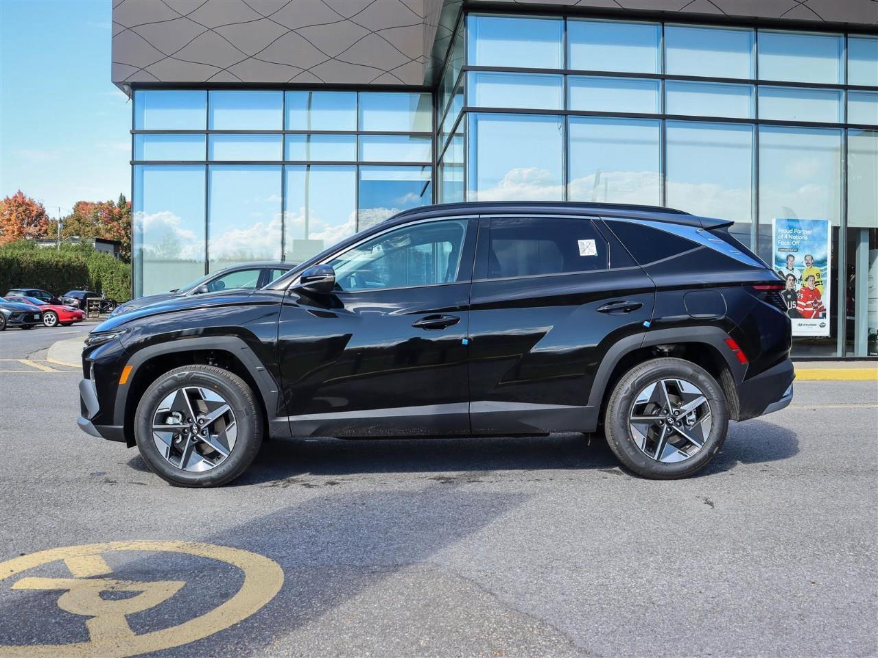 2026 Hyundai Tucson Preferred w/Trend Package 4dr All-Wheel Drive Photo4