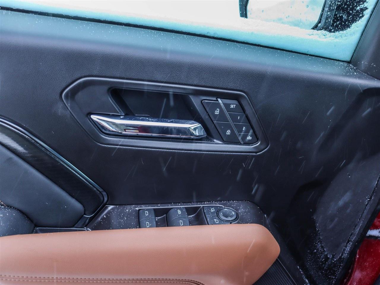 2026 GMC Canyon Crew Cab Short Box 4-Wheel Drive AT4 Photo