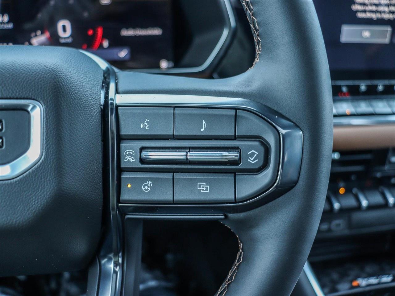 2026 GMC Canyon Crew Cab Short Box 4-Wheel Drive AT4 Photo