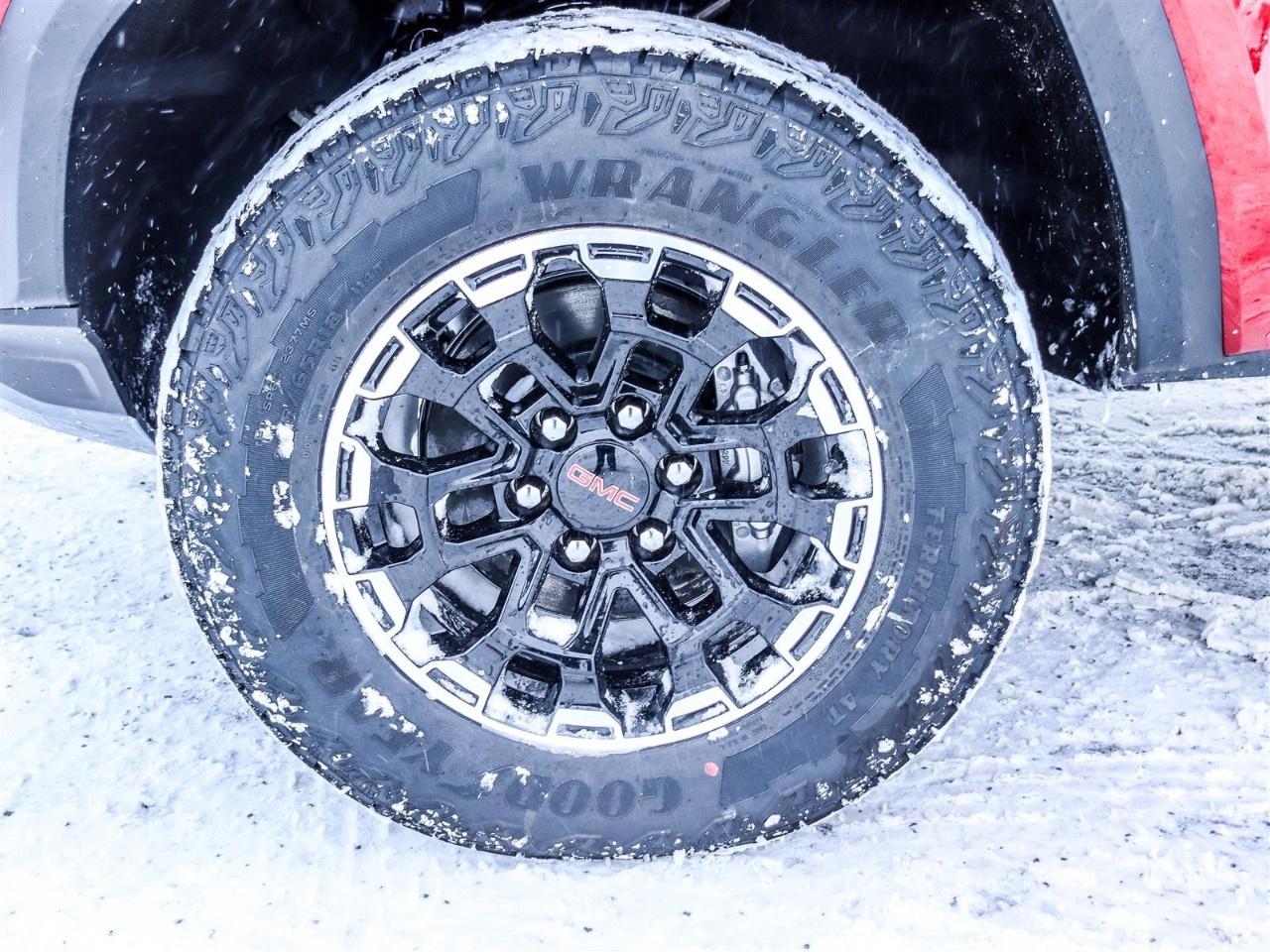 2026 GMC Canyon Crew Cab Short Box 4-Wheel Drive AT4 Photo