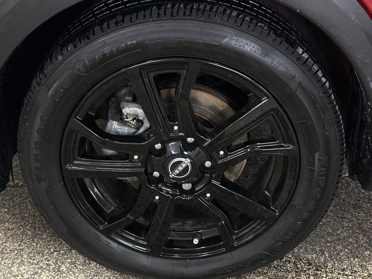 2024 Nissan Kicks SV 4dr Front-Wheel Drive Photo