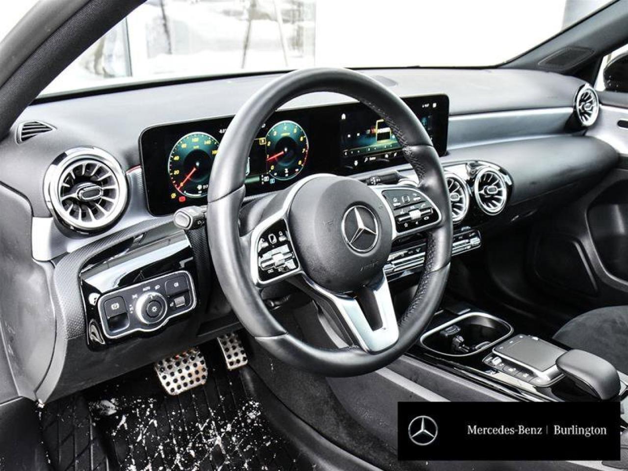 2022 Mercedes-Benz A-Class A 250 Photo