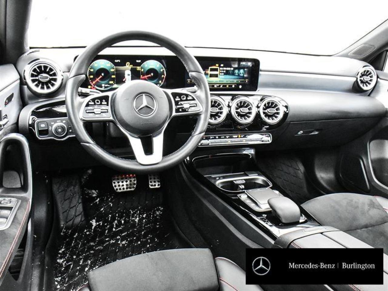 2022 Mercedes-Benz A-Class A 250 Photo