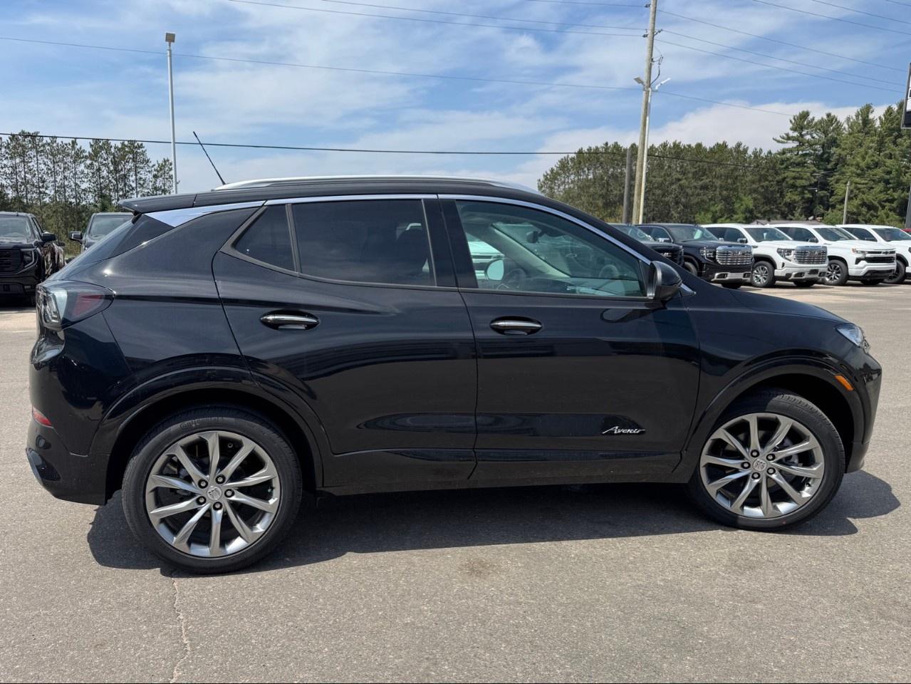 2025 Buick Encore GX Avenir AWD Photo3