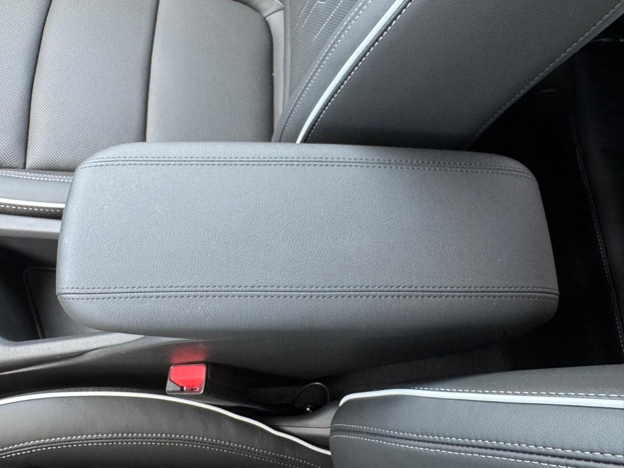 2025 Buick Encore GX Avenir AWD Photo