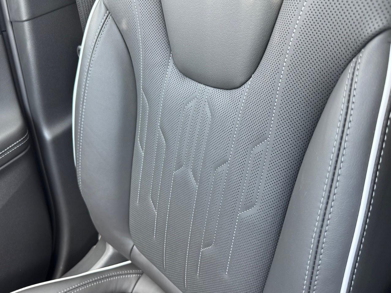 2025 Buick Encore GX Avenir AWD Photo