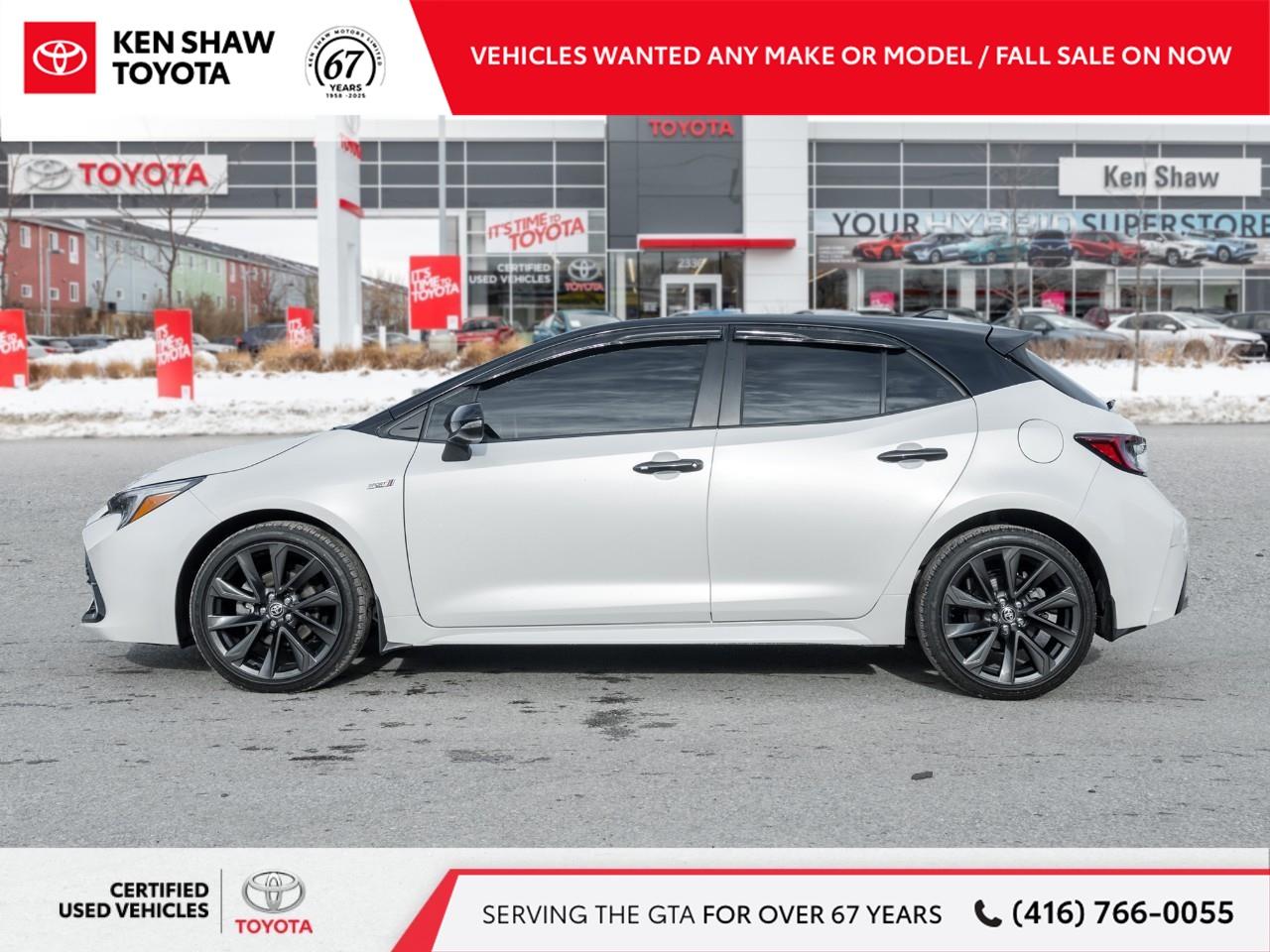 2023 Toyota Corolla Hatchback Base 5dr Photo