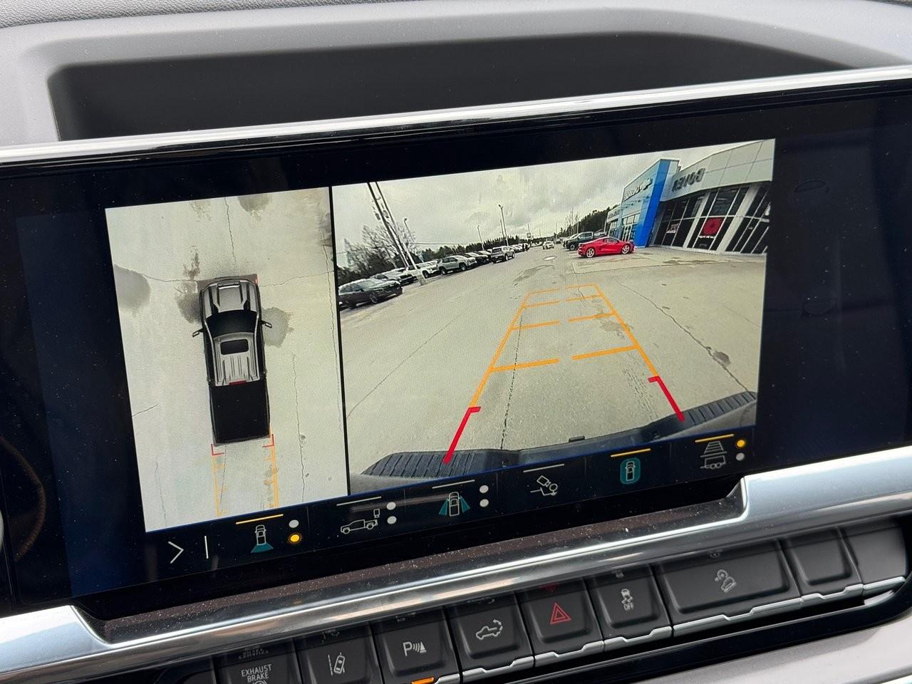 2025 Chevrolet SILVERADO 2500HD 4WD Crew Cab Standard Box High Country Photo