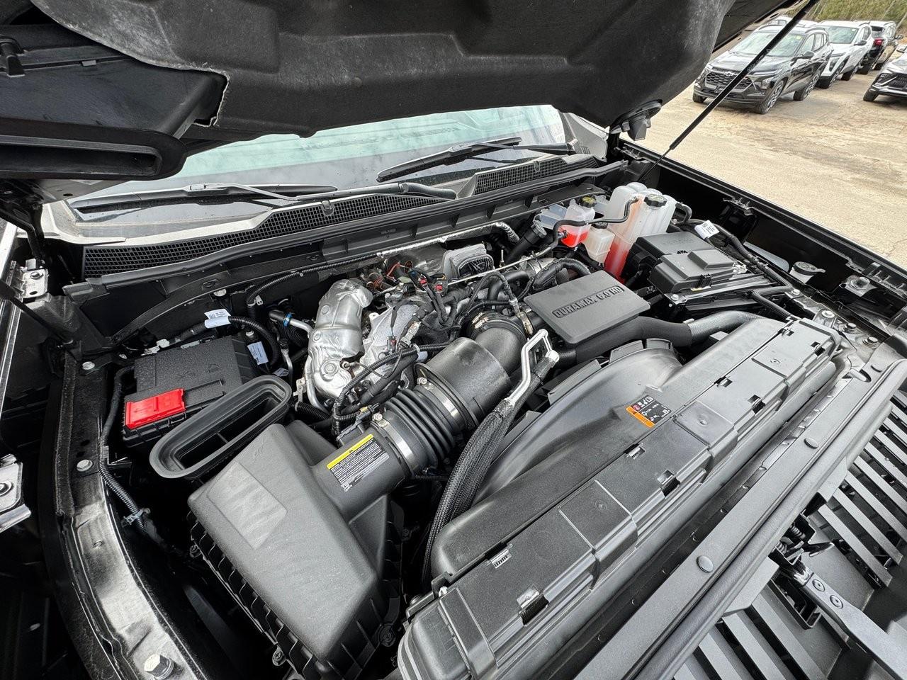 2025 Chevrolet SILVERADO 2500HD 4WD Crew Cab Standard Box High Country Photo