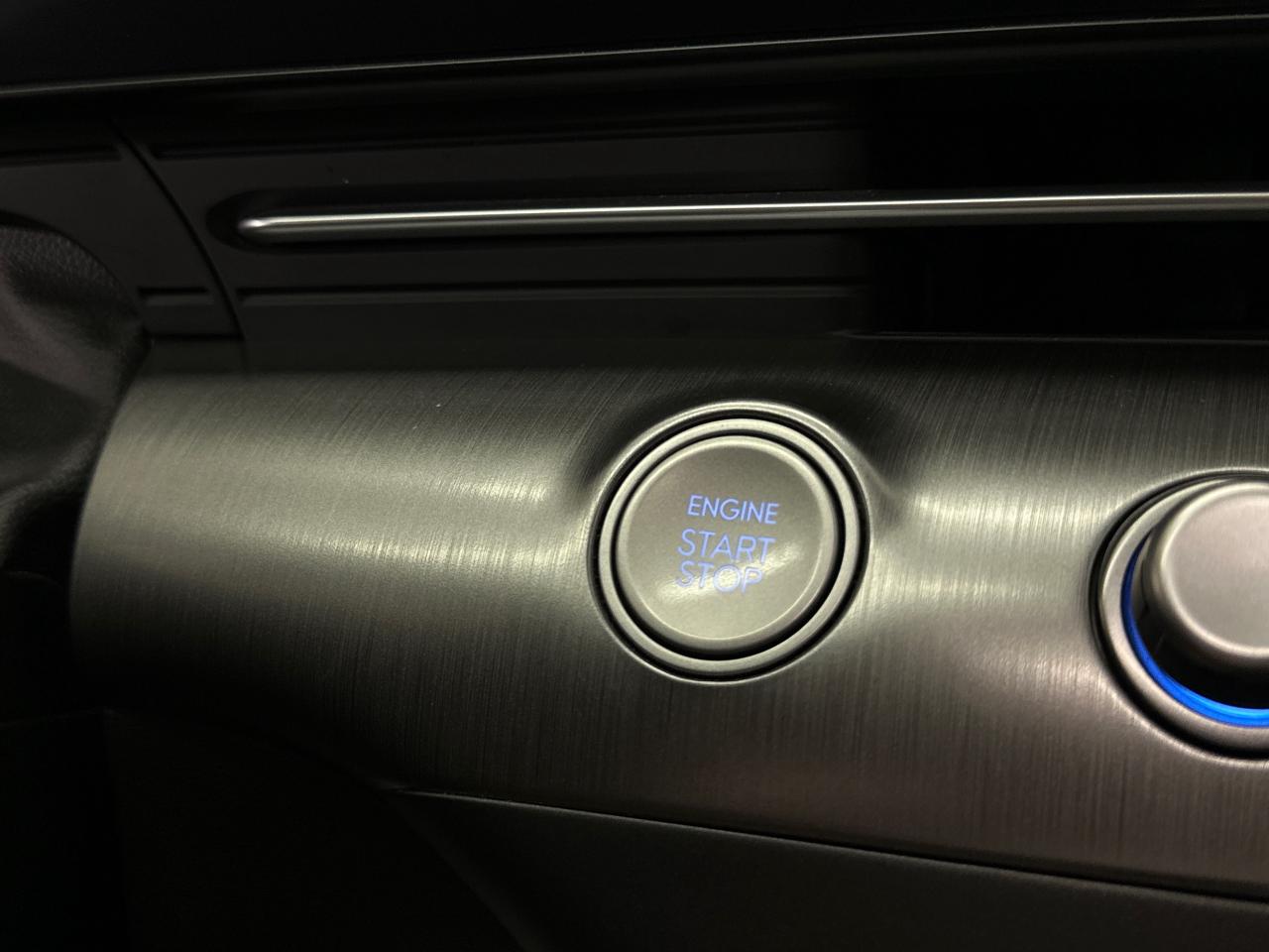 2024 Hyundai KONA 2.0L Preferred w/Trend Package 4dr All-Wheel Drive Photo