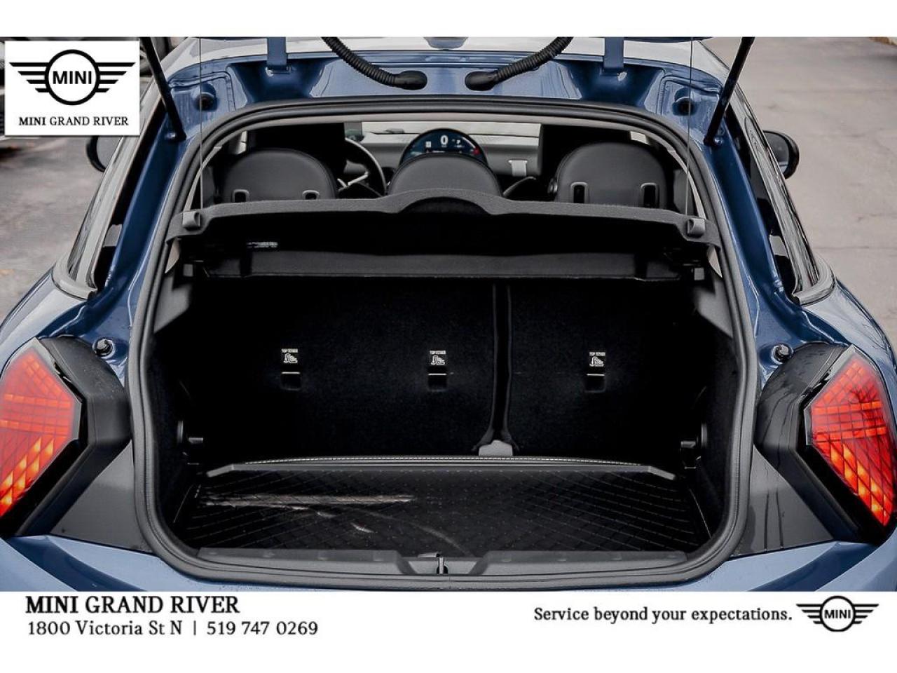 2025 MINI 5 Door Cooper S 4dr Hatchback Photo