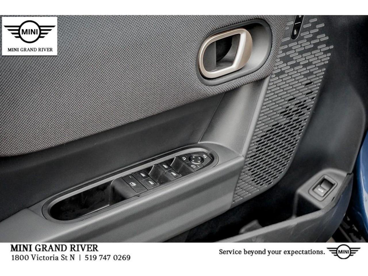 2025 MINI 5 Door Cooper S 4dr Hatchback Photo