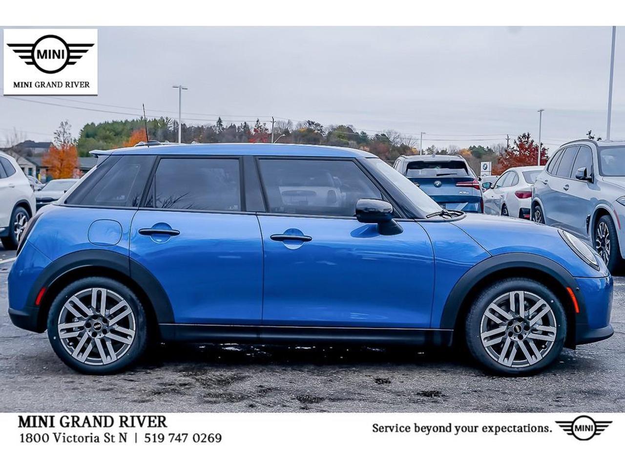2025 MINI 5 Door Cooper S 4dr Hatchback Photo2