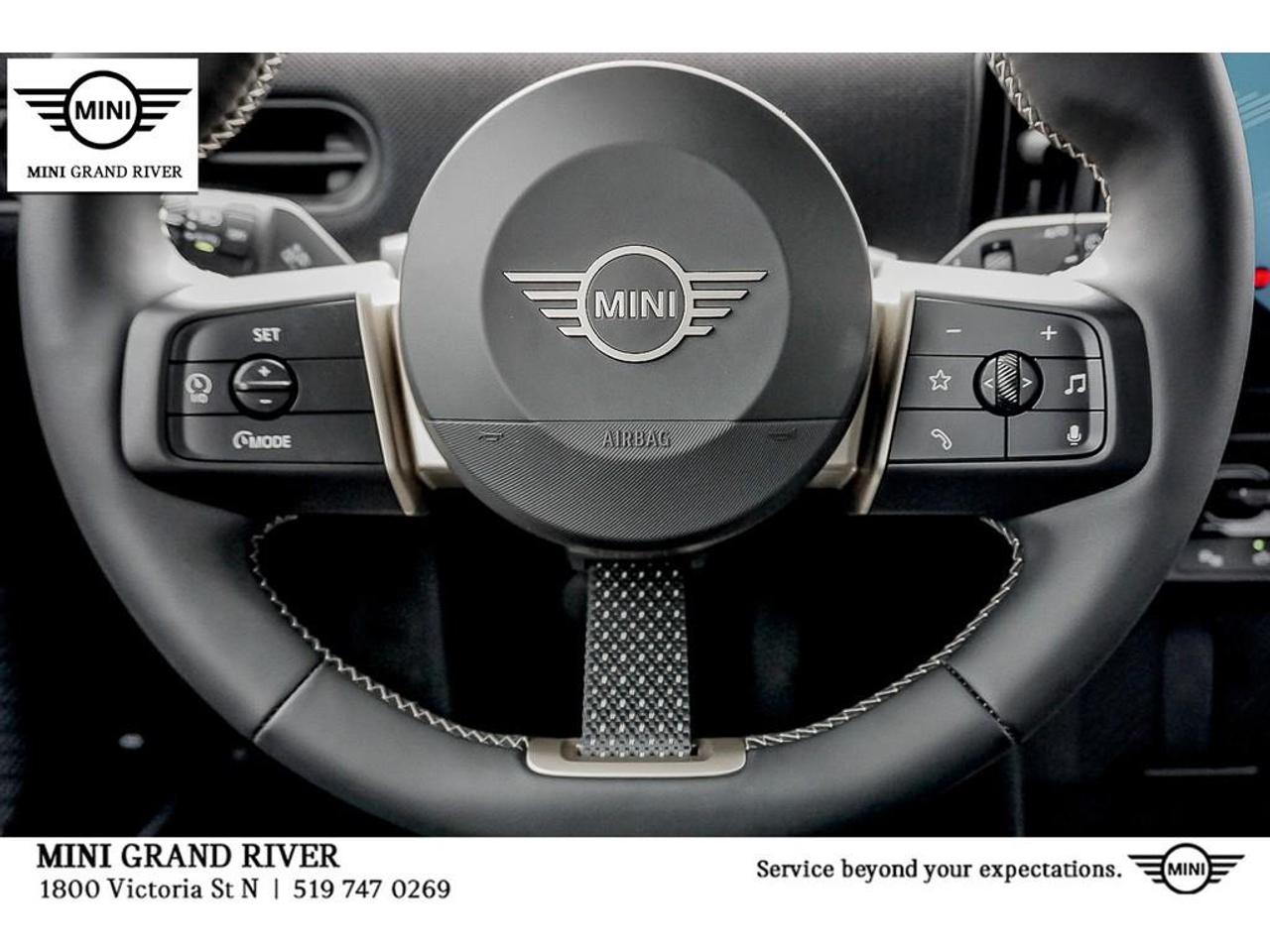 2025 MINI 5 Door Cooper S 4dr Hatchback Photo