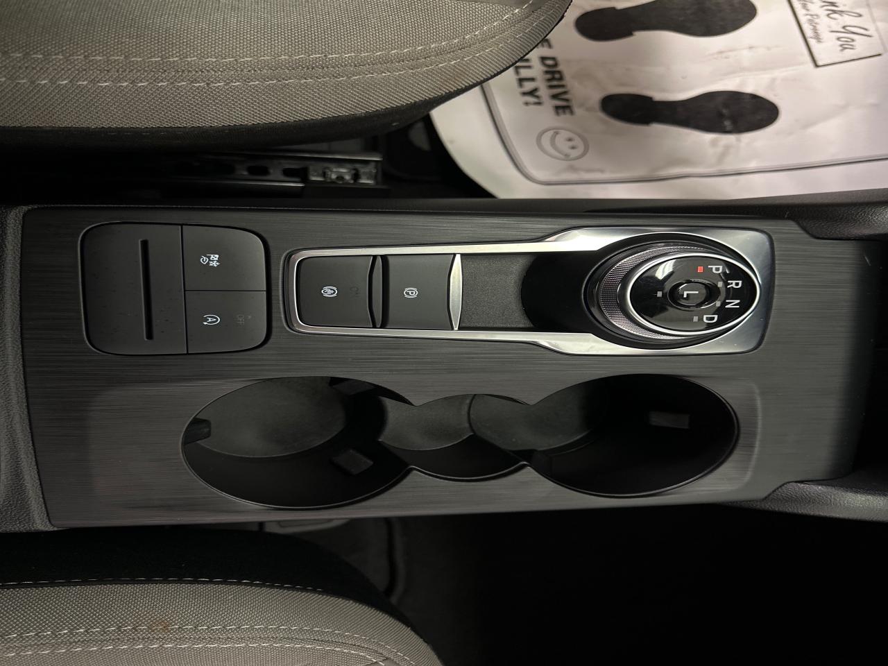 2022 Ford Escape SE 4dr All-Wheel Drive Photo