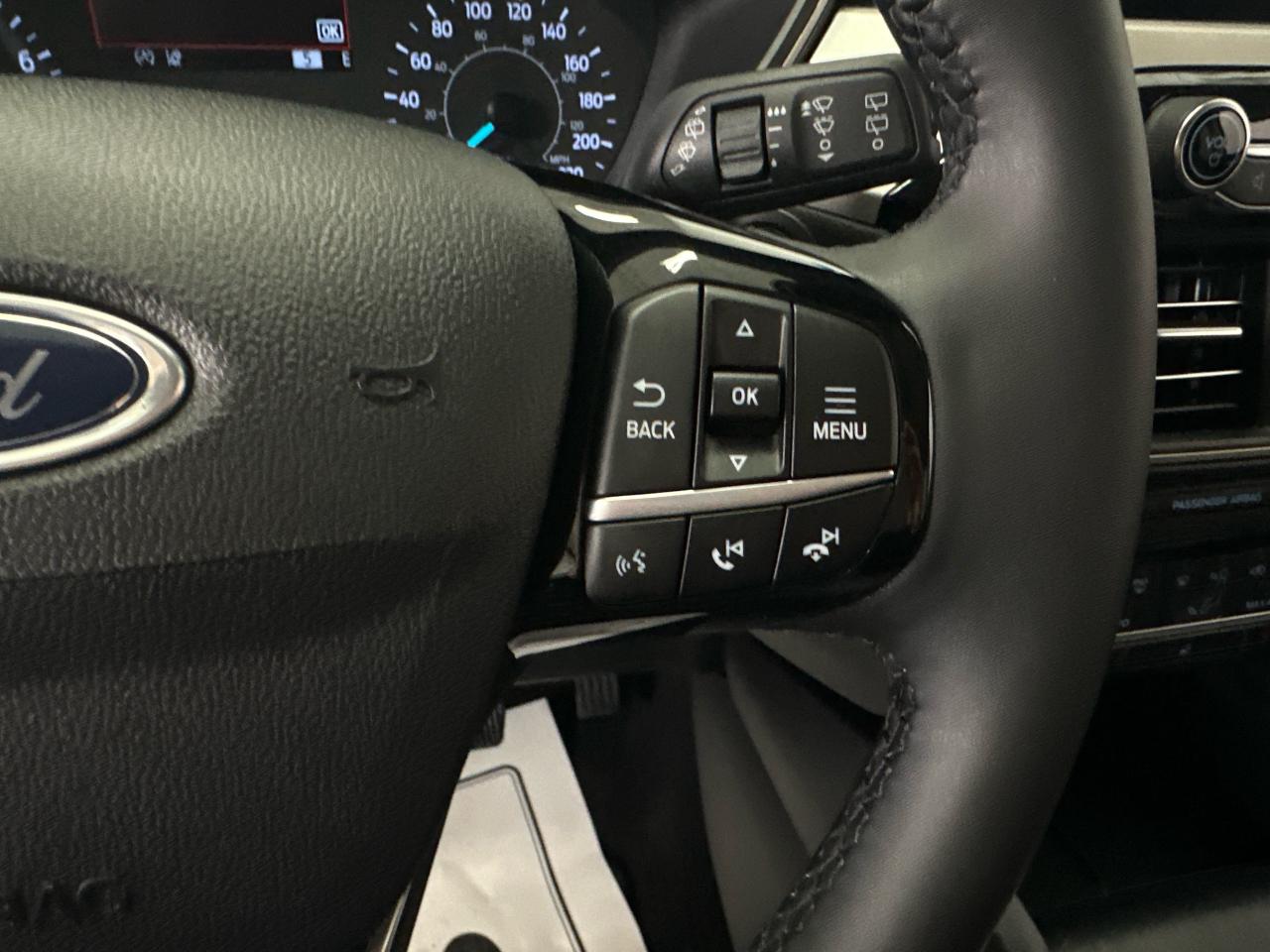 2022 Ford Escape SE 4dr All-Wheel Drive Photo