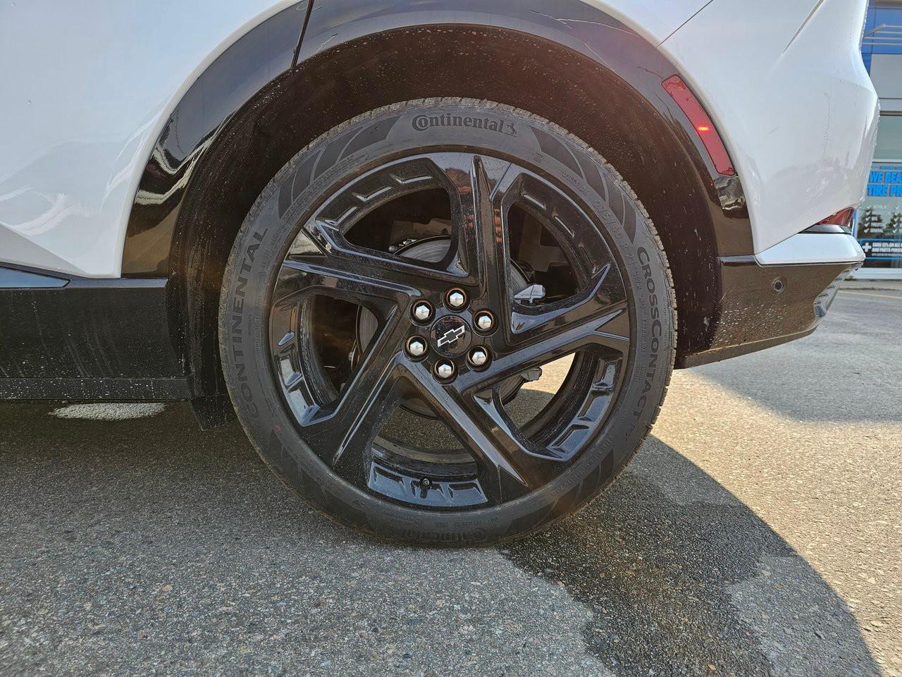 2024 Chevrolet Equinox EV 4dr RS w/3RS Photo