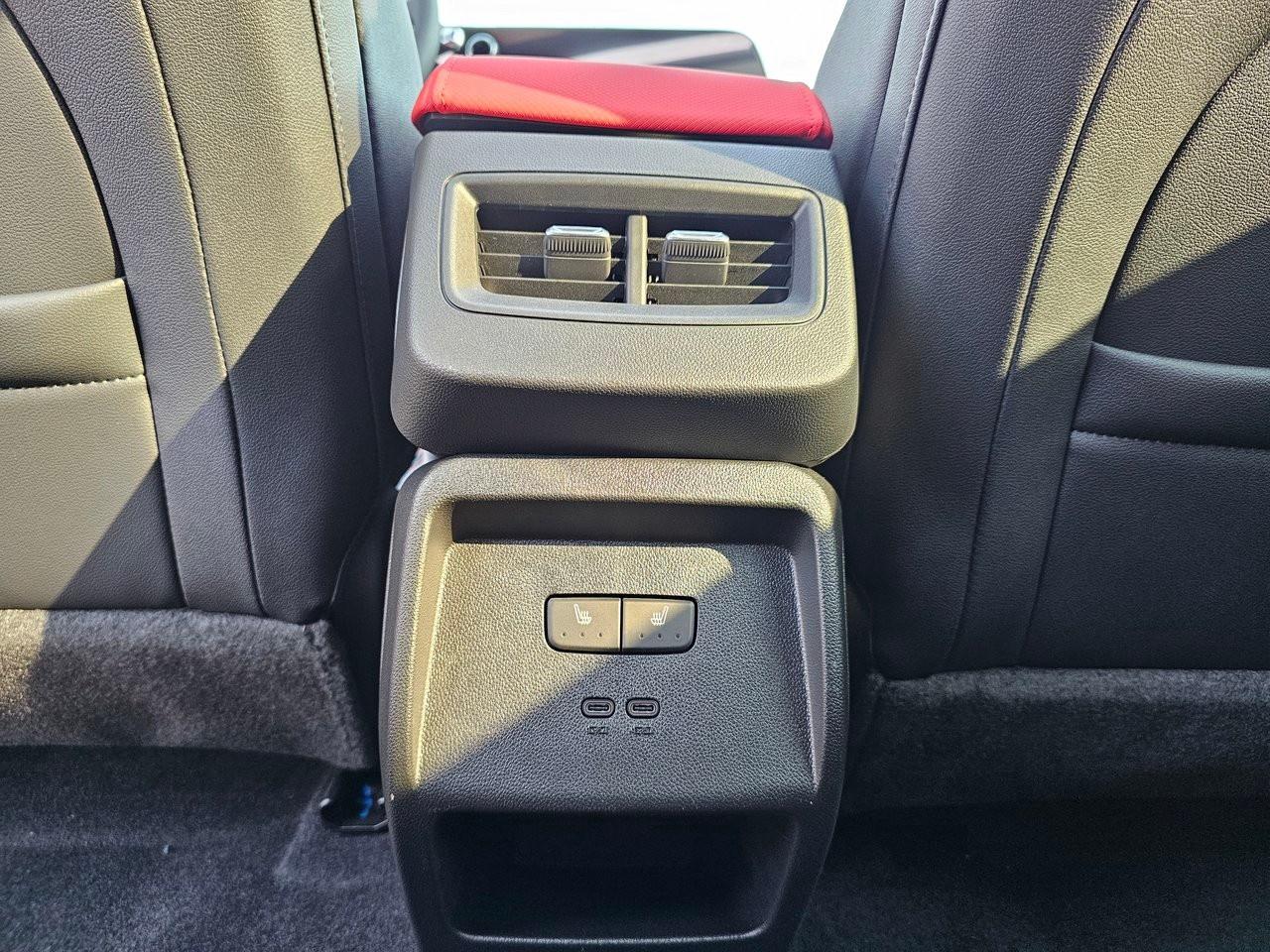 2024 Chevrolet Equinox EV 4dr RS w/3RS Photo