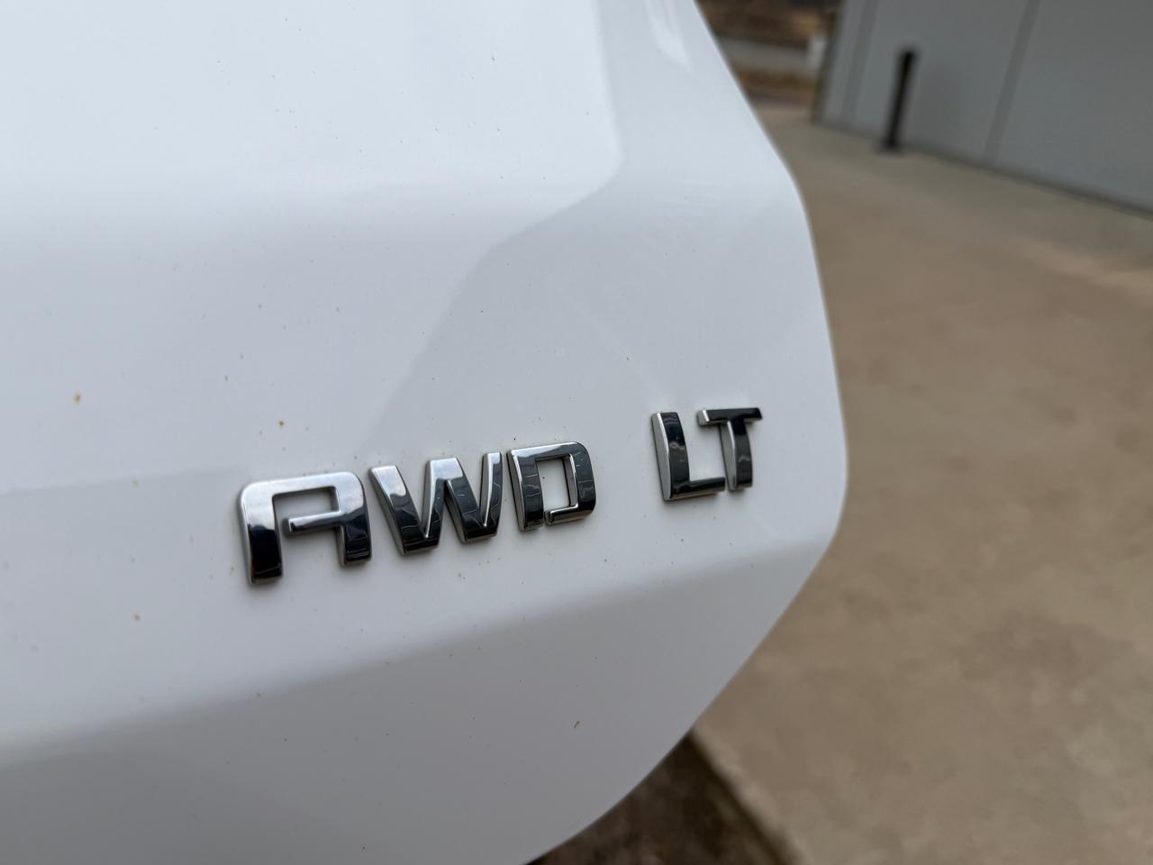 2020 Chevrolet Equinox LT w/1LT All-Wheel Drive Photo