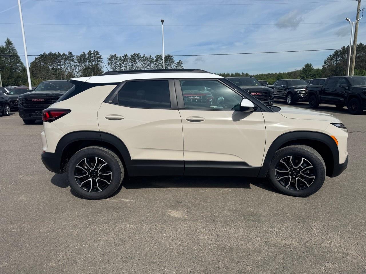 2026 Chevrolet TrailBlazer AWD 4dr ACTIV Photo