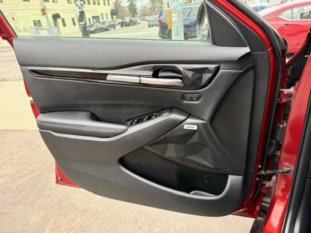 2024 Kia Seltos SX AWD w-Black Interior Photo