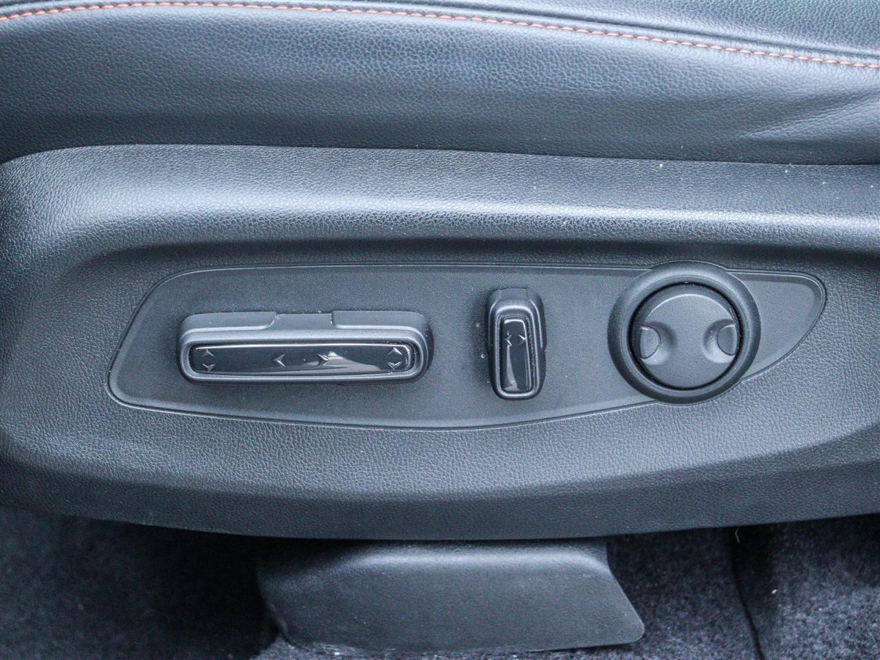 2024 Honda CR-V Hybrid EX-L 4dr All-Wheel Drive Photo