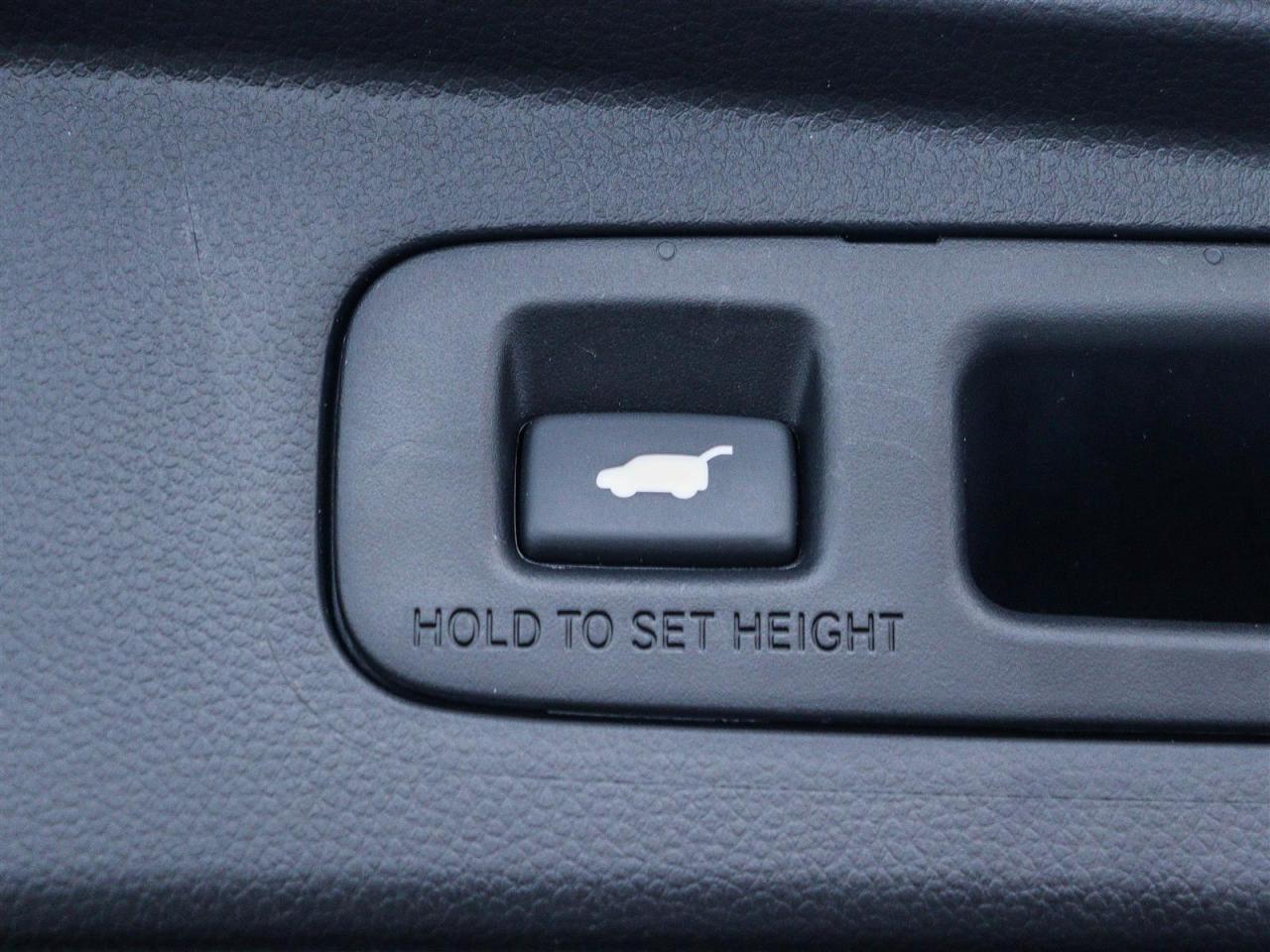 2024 Honda CR-V Hybrid EX-L 4dr All-Wheel Drive Photo