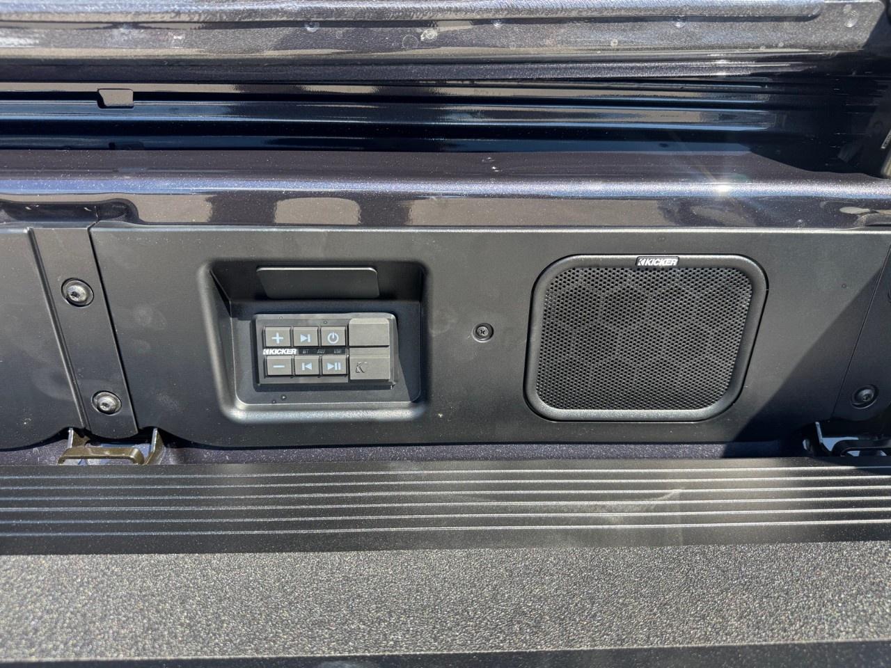 2025 GMC Sierra 3500HD 4WD Crew Cab Standard Box Denali Ultimate Photo