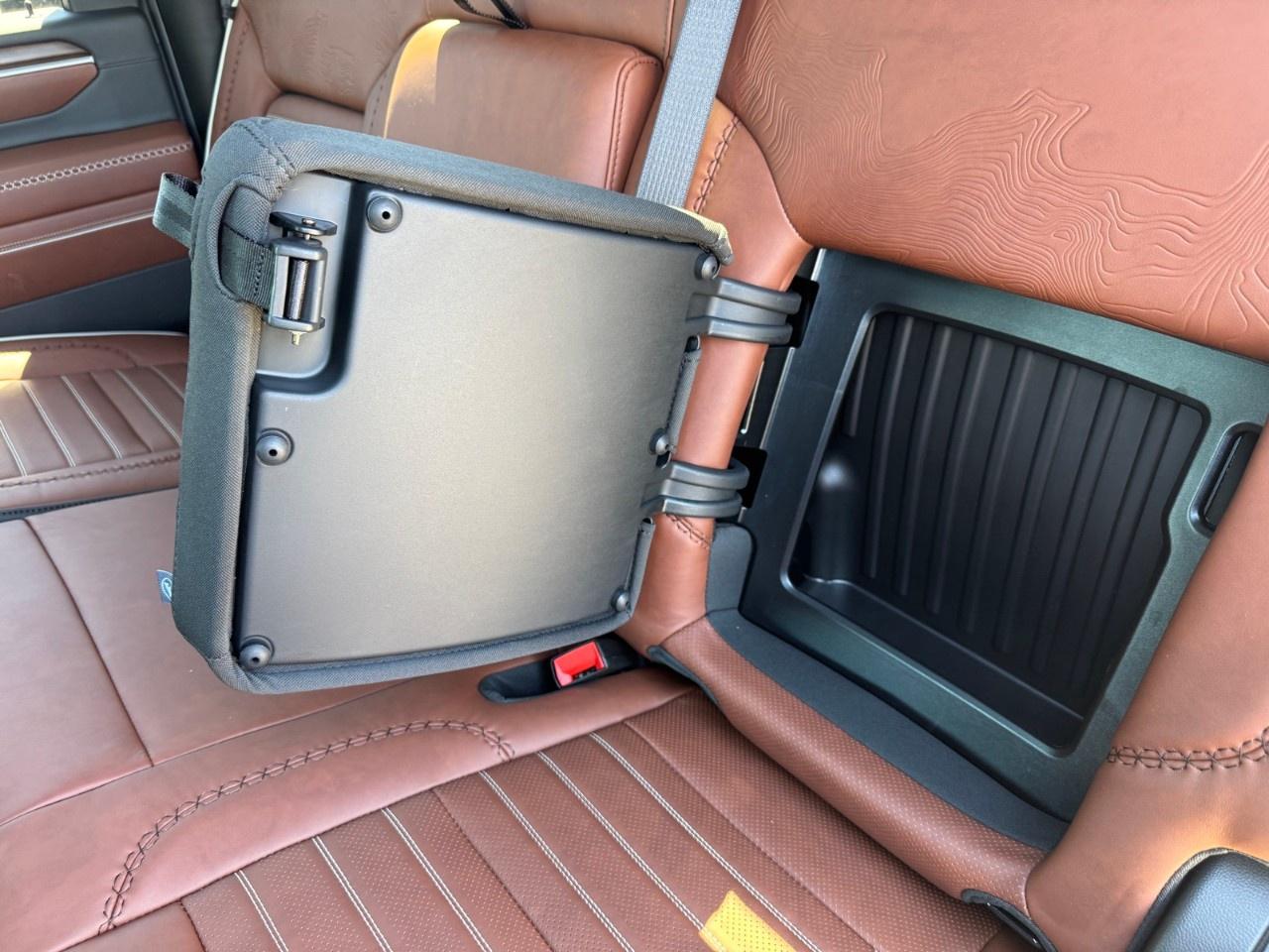 2025 GMC Sierra 3500HD 4WD Crew Cab Standard Box Denali Ultimate Photo