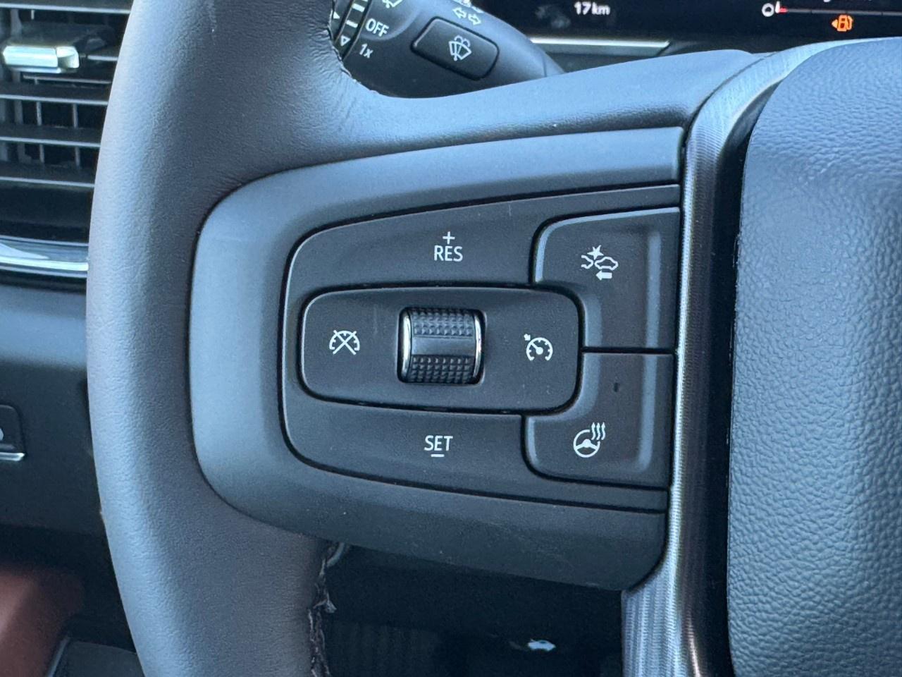 2025 GMC Sierra 3500HD 4WD Crew Cab Standard Box Denali Ultimate Photo