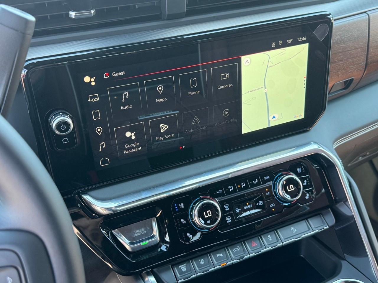 2025 GMC Sierra 3500HD 4WD Crew Cab Standard Box Denali Ultimate Photo