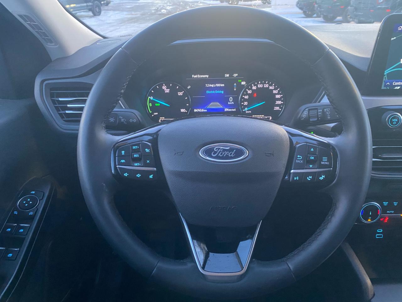 2022 Ford Escape SEL Hybrid 4dr All-Wheel Drive Photo