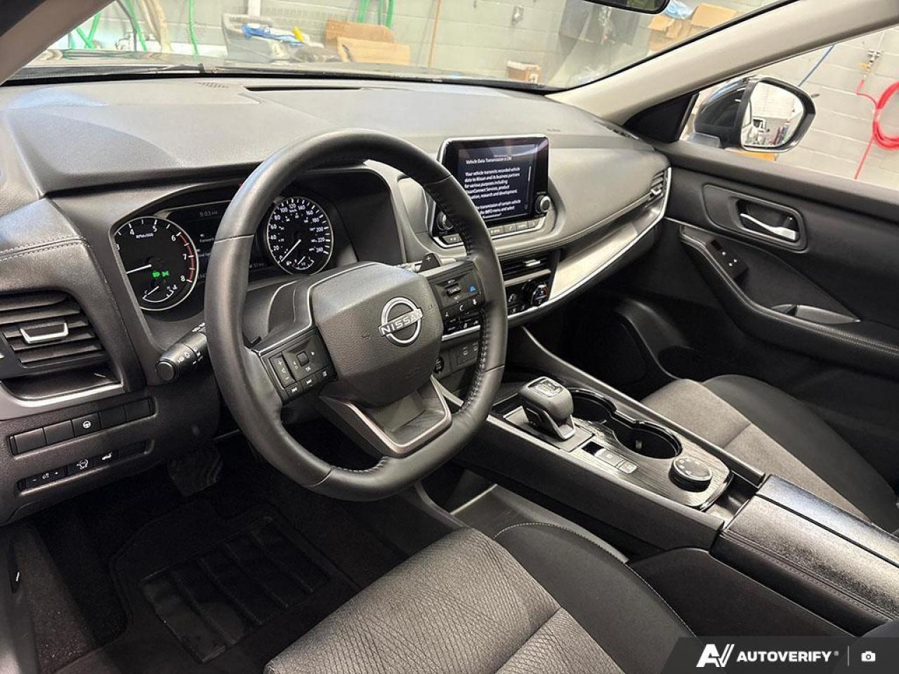 2025 Nissan Rogue SV Moonroof 4dr All-Wheel Drive Sport Utility Photo