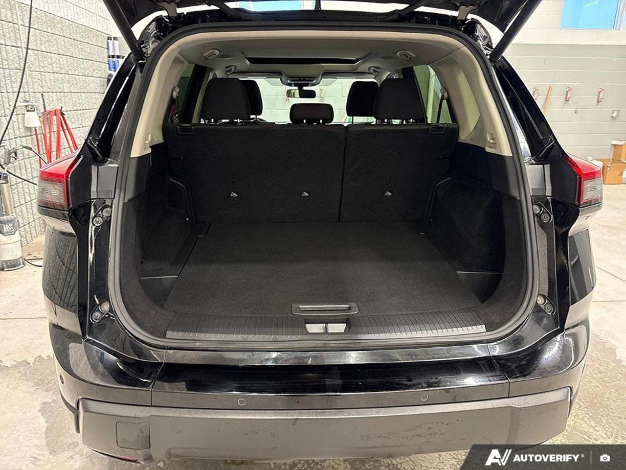 2025 Nissan Rogue SV Moonroof 4dr All-Wheel Drive Sport Utility Photo