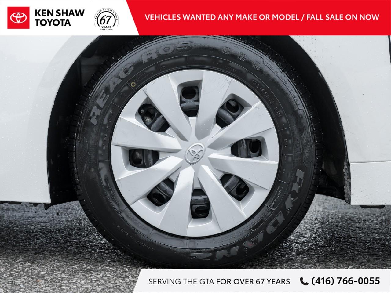 2023 Toyota Corolla Hatchback Base 5dr Photo4