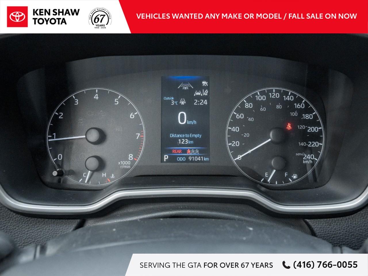 2023 Toyota Corolla Hatchback Base 5dr Photo